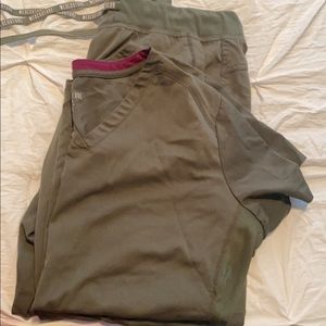 Medcouture Scrubs joggers set olive green L